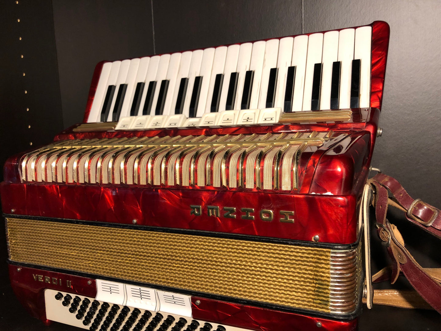 Akkordeon Hohner Verdi II 96 Bass - Rot Gold