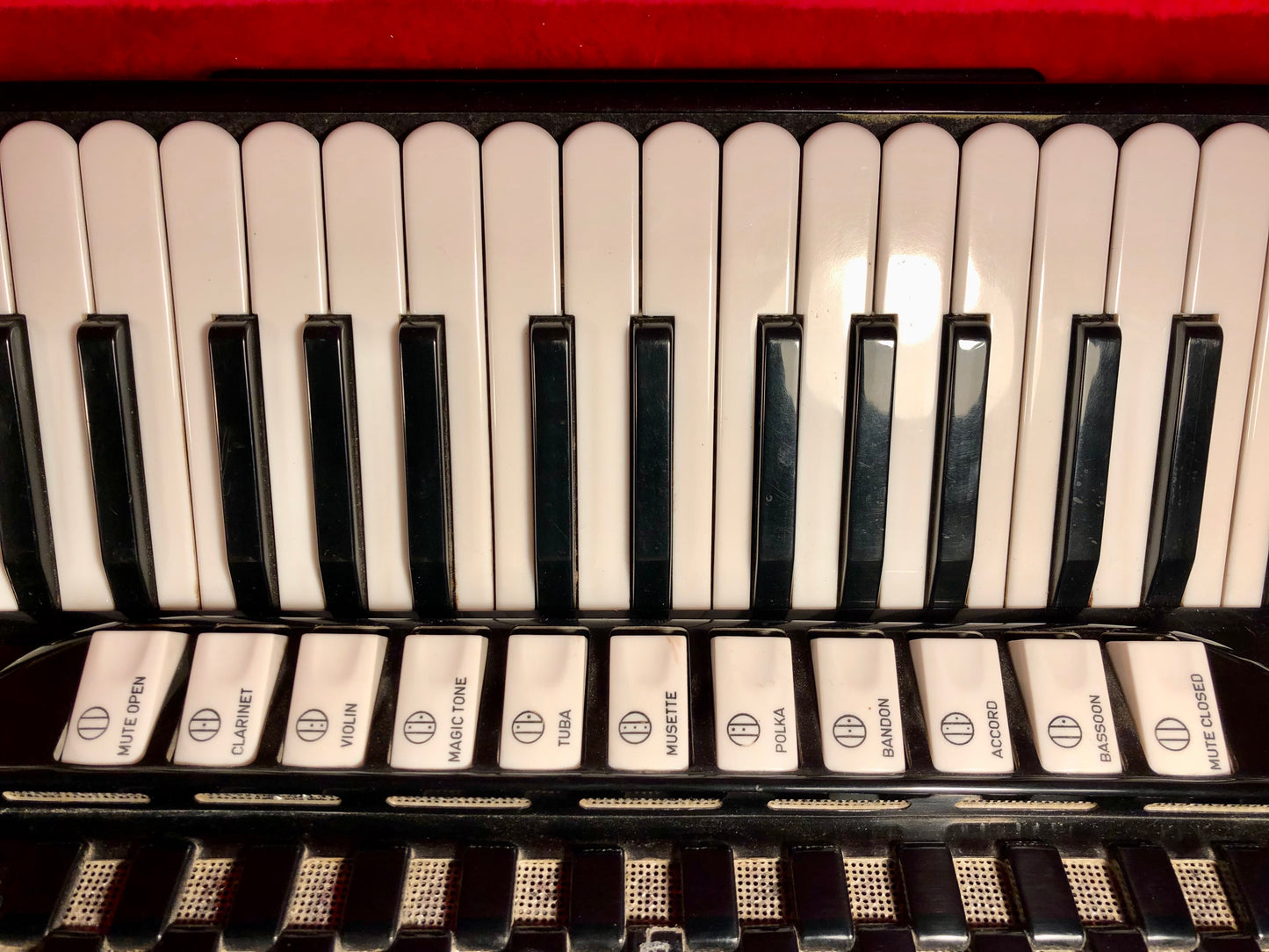 SOLD - Akkordeon Castelfidardo Italien Nilux 120 Bass Professionel schwarz