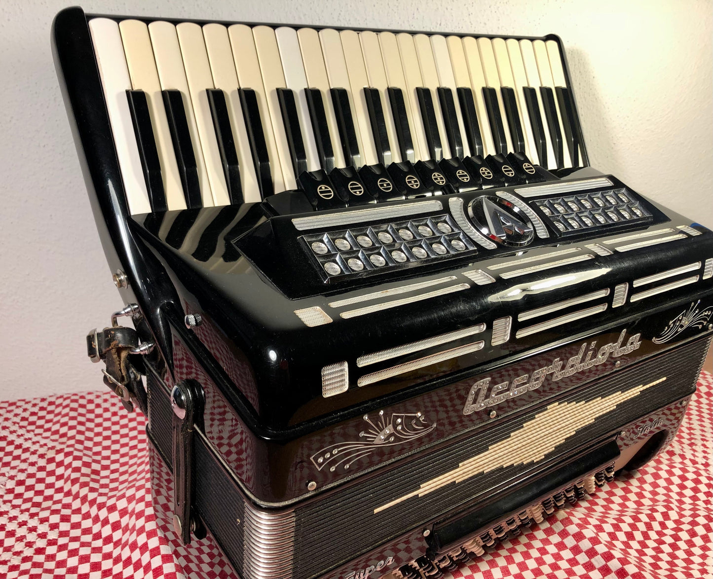 Akkordeon Accordiola 120 Bass 9 Register Schwarz Piano Super Italien