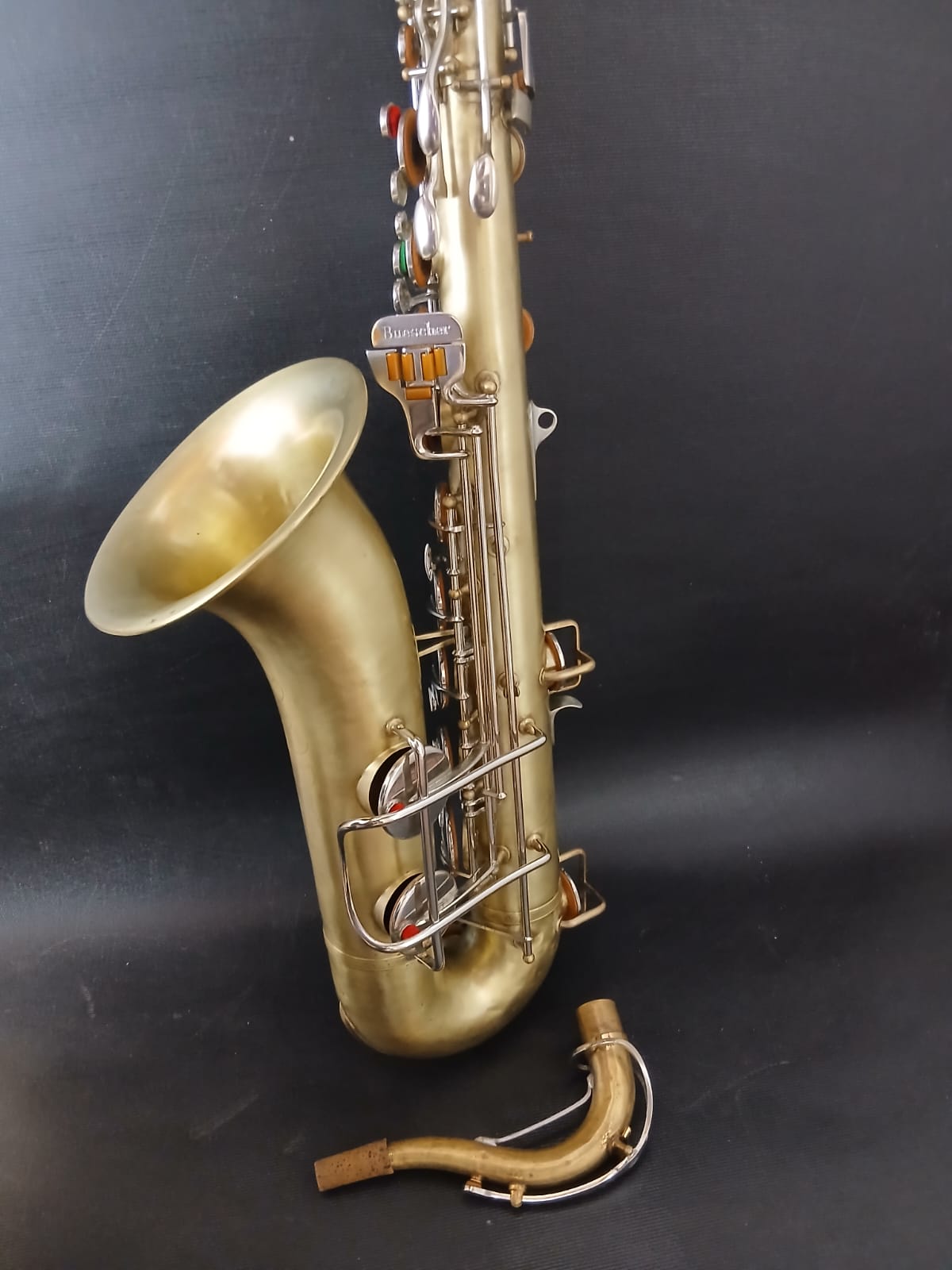 Buescher 400 Tenorsaxophon Saxofon Tenor Vintage gebürstet Gold mit Koffer und Garantie