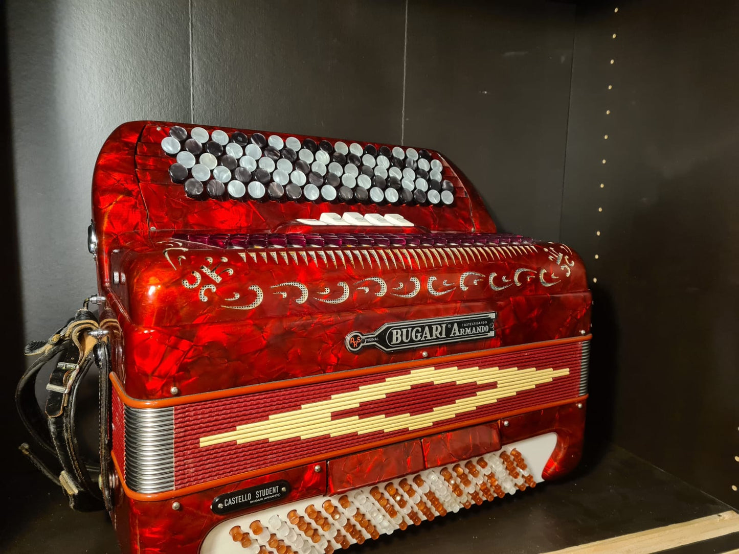 SOLD-Akkordeon Bugari Armando 5 Register 2 Bassregister Knopfakkordeon Castelo - Costa Instruments
