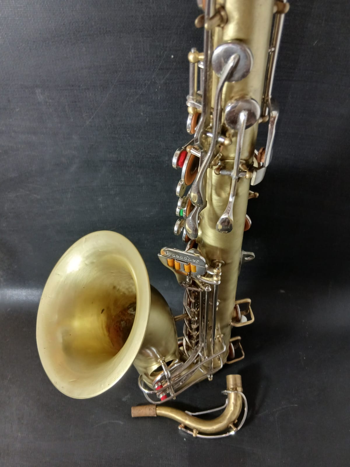 Buescher 400 Tenorsaxophon Saxofon Tenor Vintage gebürstet Gold mit Koffer und Garantie