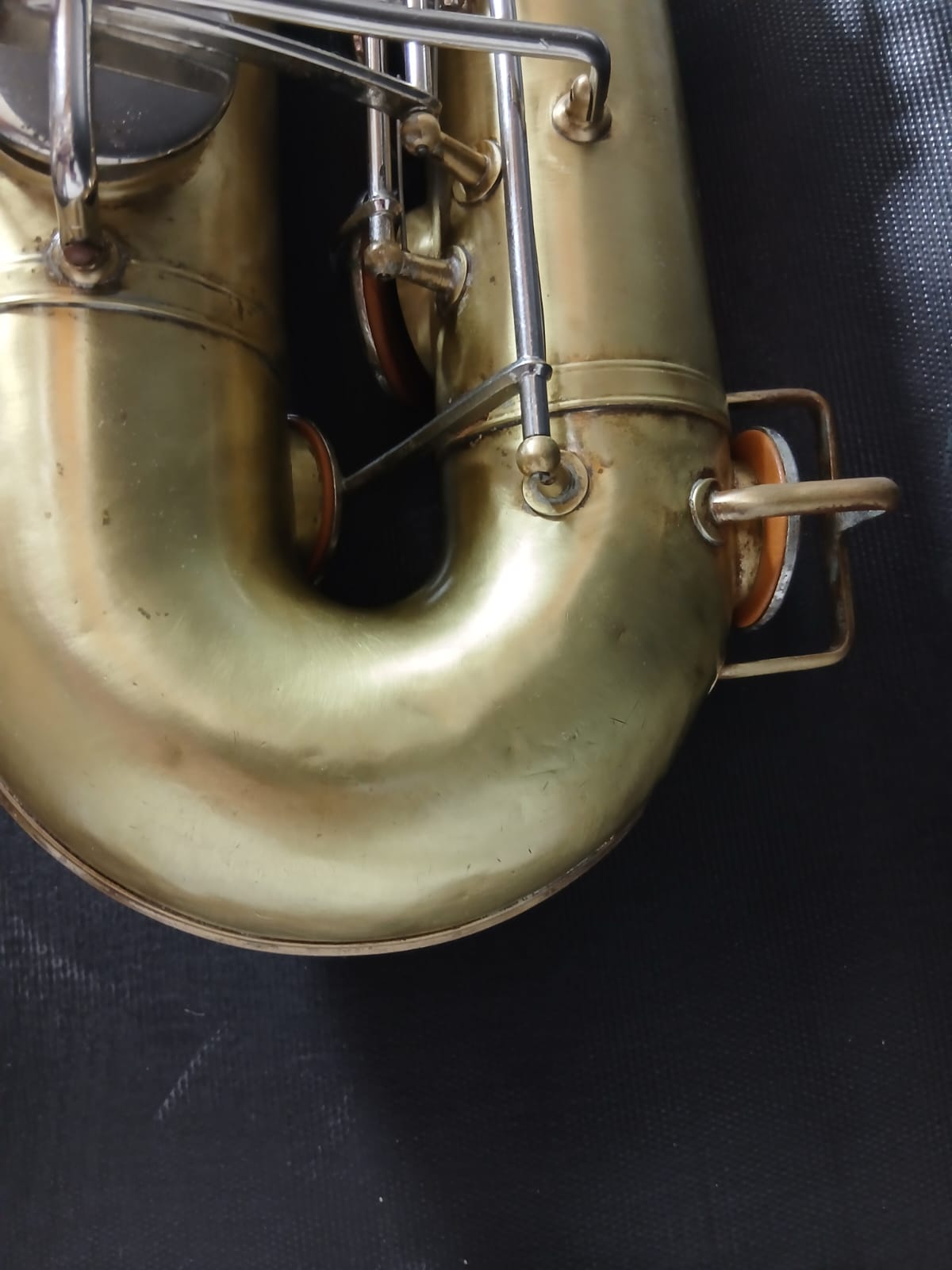 Buescher 400 Tenorsaxophon Saxofon Tenor Vintage gebürstet Gold mit Koffer und Garantie