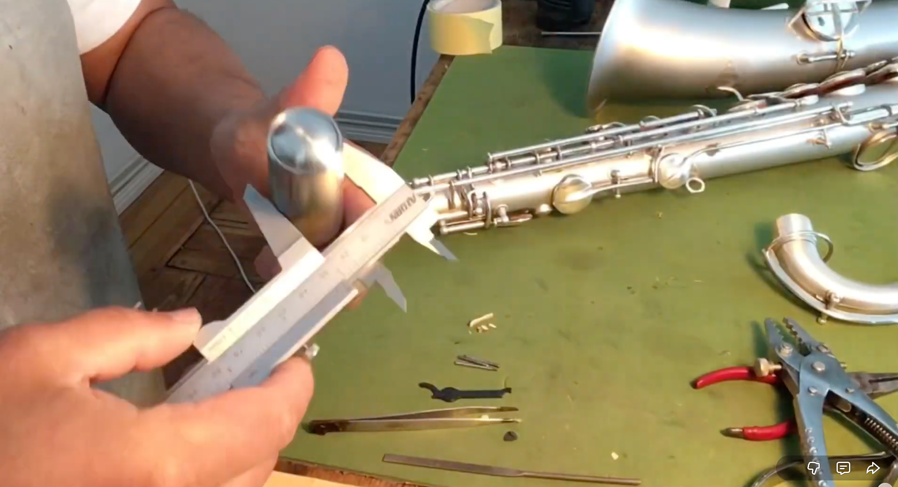 Load video: Saxophon Überholung Berlin