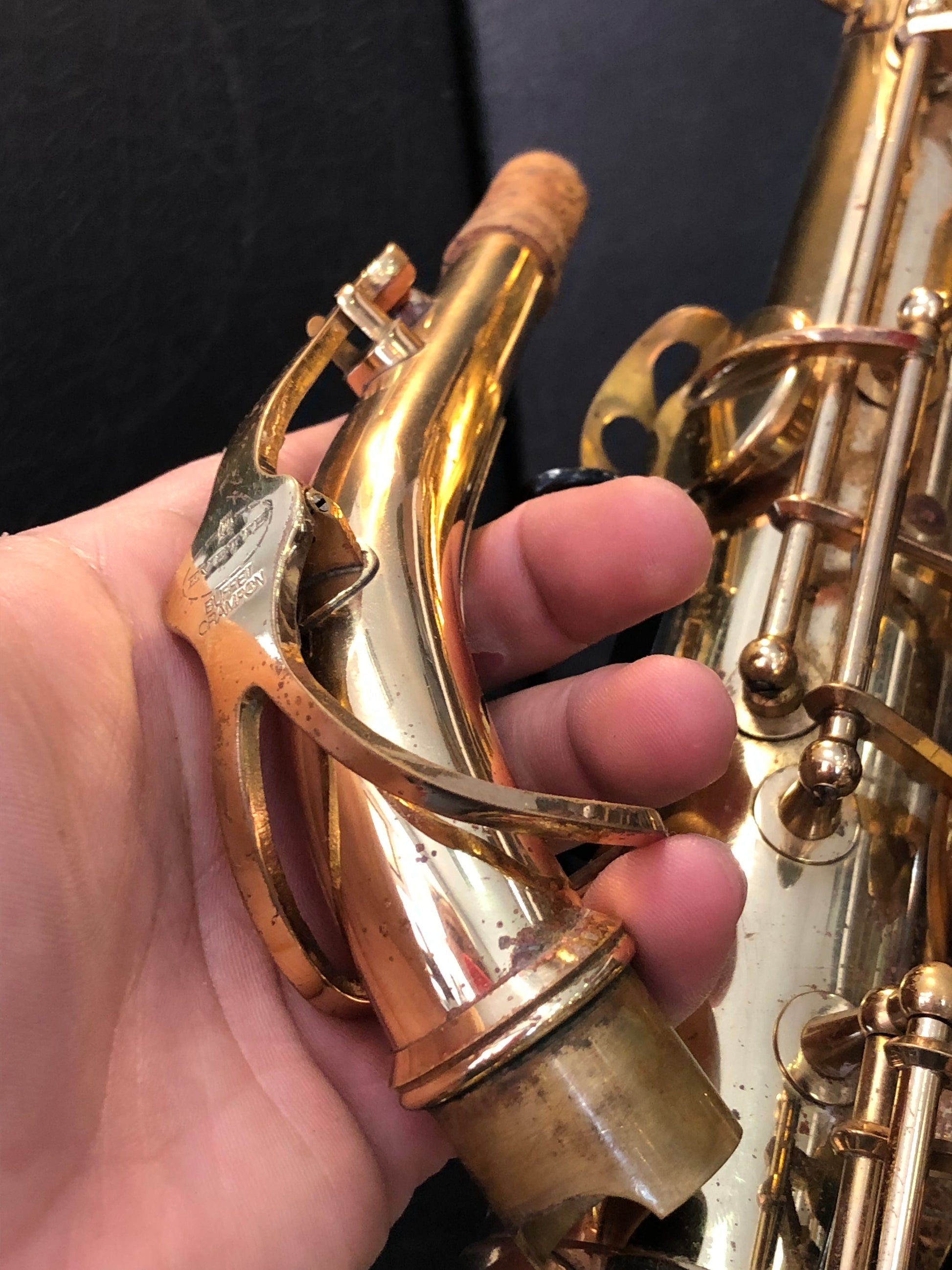 Gebrauchtes Altsaxophon Buffet Crampon Evette von Costa Instruments, geeignet für Anfänger, detailreiche Ansicht des Instruments
