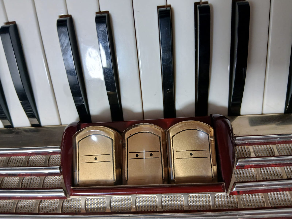 Akkordeon Hohner Concerto II Rot mit Garantie