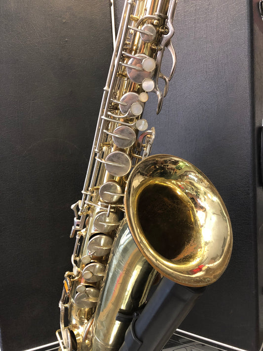 Costa Instruments Buescher 400 Tenorsaxofon, USA, mit Garantie, sichtbares Saxophon mit goldener Oberfläche und Griffen