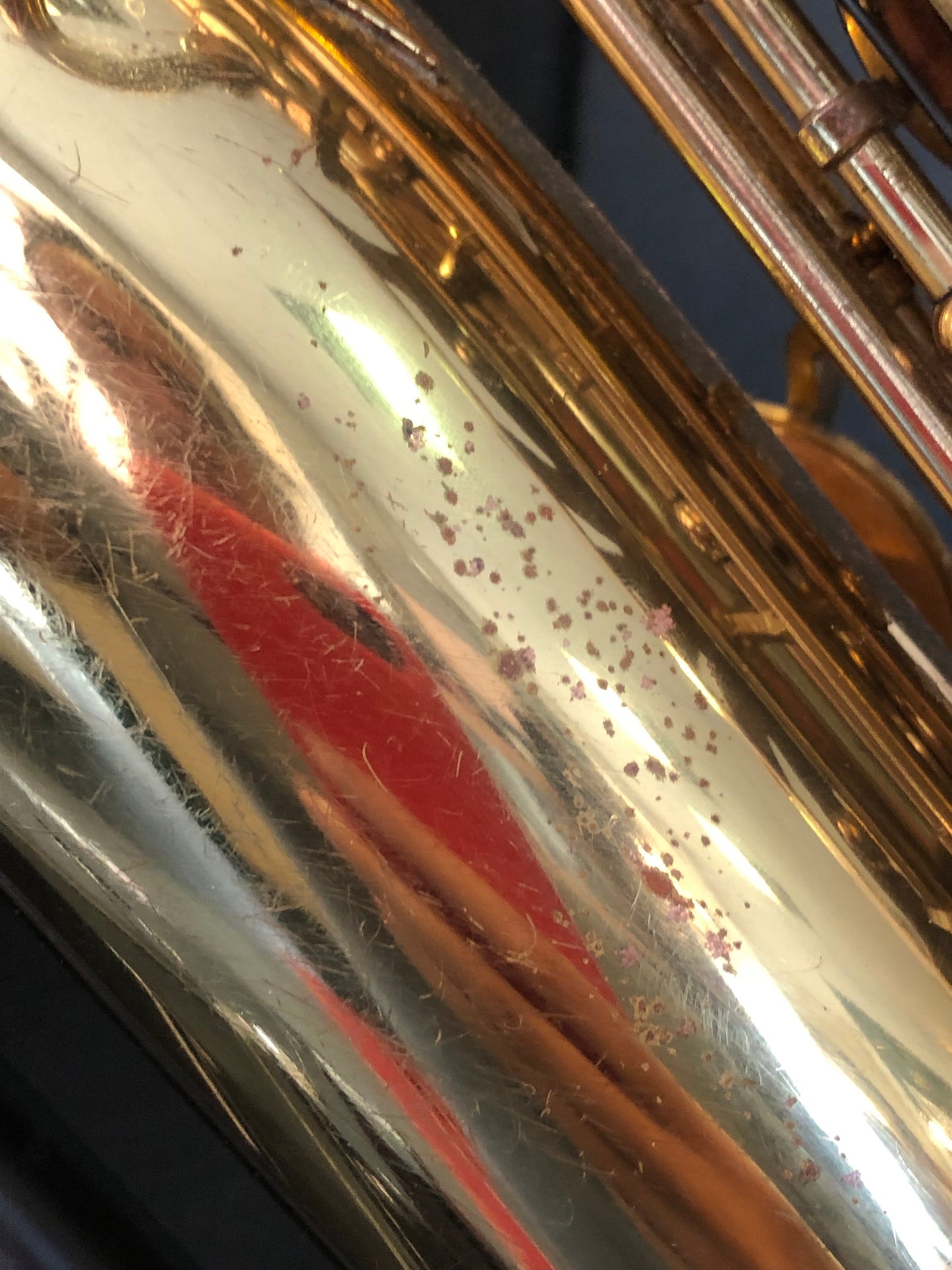 Gebrauchtes Altsaxophon von Costa Instruments, Buffet Crampon Evette, für Anfänger, Detailaufnahme des Instruments
