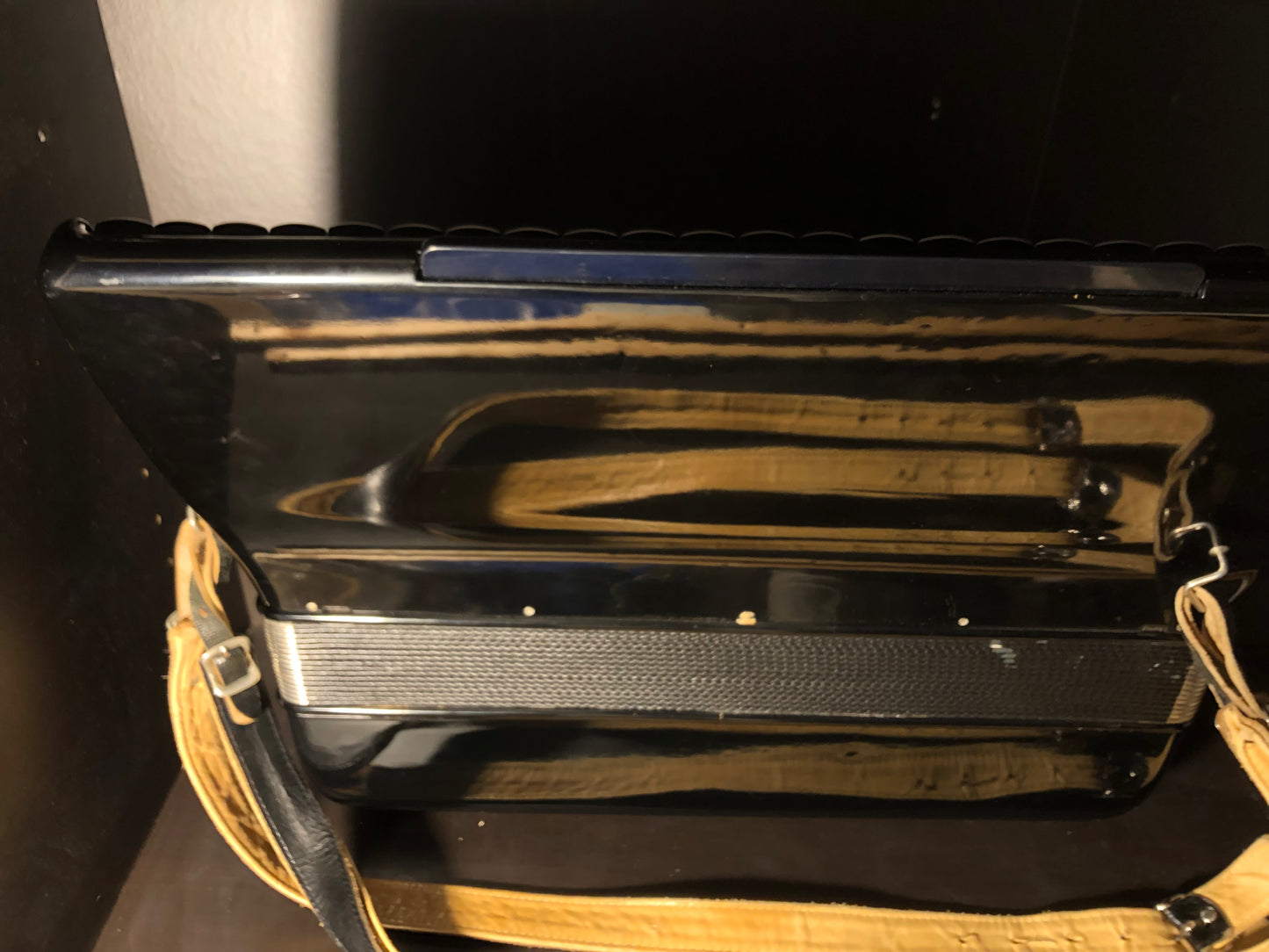 Akkordeon Hohner Atlantic III schwarz gold 9 Register + Seitenregister