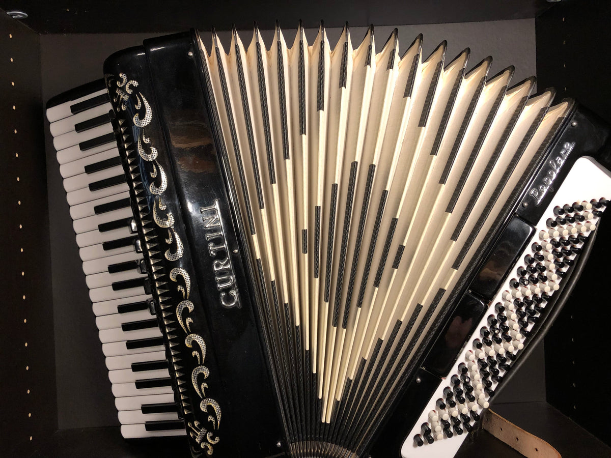Bugari Reeds Used Curtini Accordion - 120 Bass with Bugari Reeds