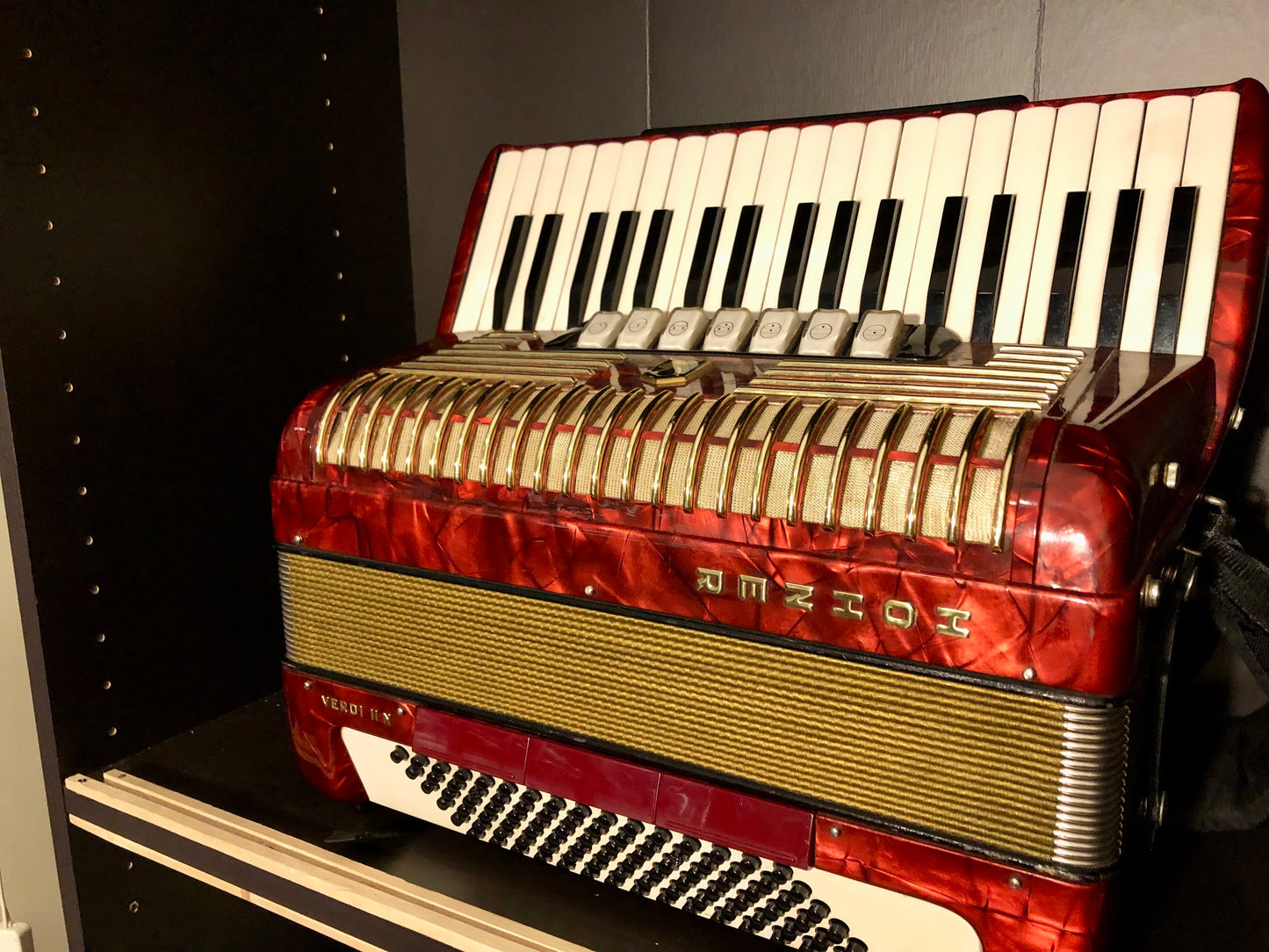 Akkordeon Hohner Verdi II N 96 bass gold Rot 7 Diskantregister 3 Bassregister