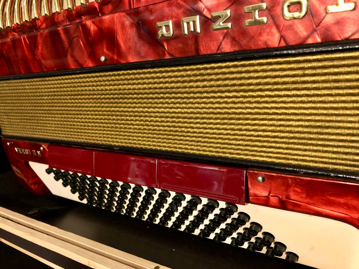 Akkordeon Hohner Verdi II N 96 bass gold Rot 7 Diskantregister 3 Bassregister