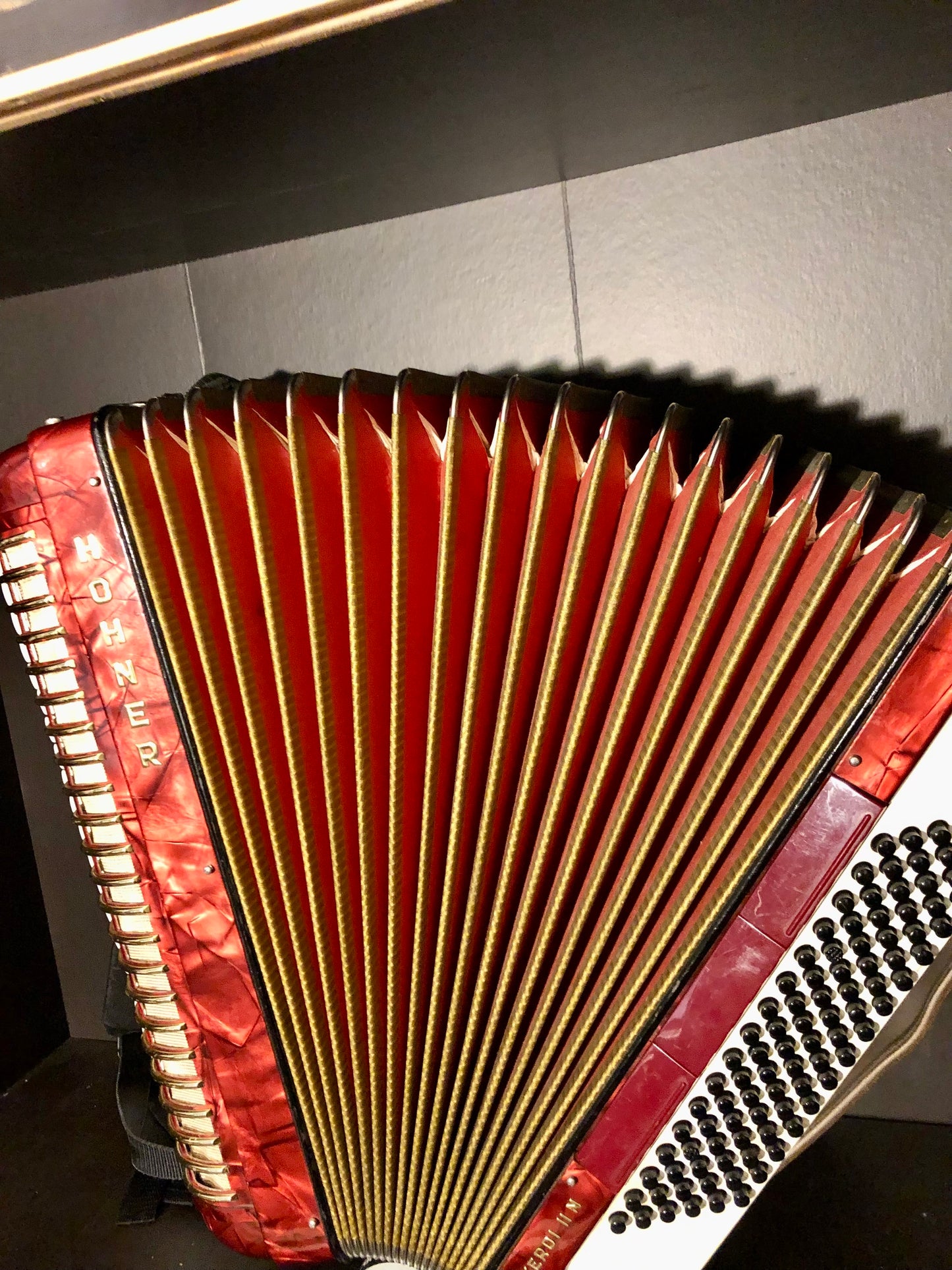 Akkordeon Hohner Verdi II N 96 bass gold Rot 7 Diskantregister 3 Bassregister