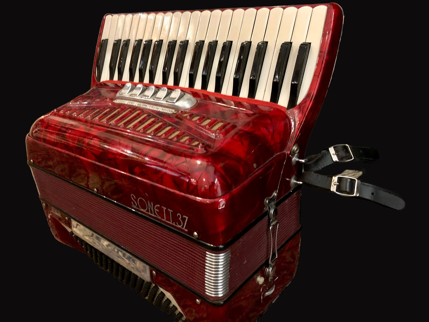 Akkordeon Crucianelli 96 bass Sonett 37 Register 5 Rot made in Italy