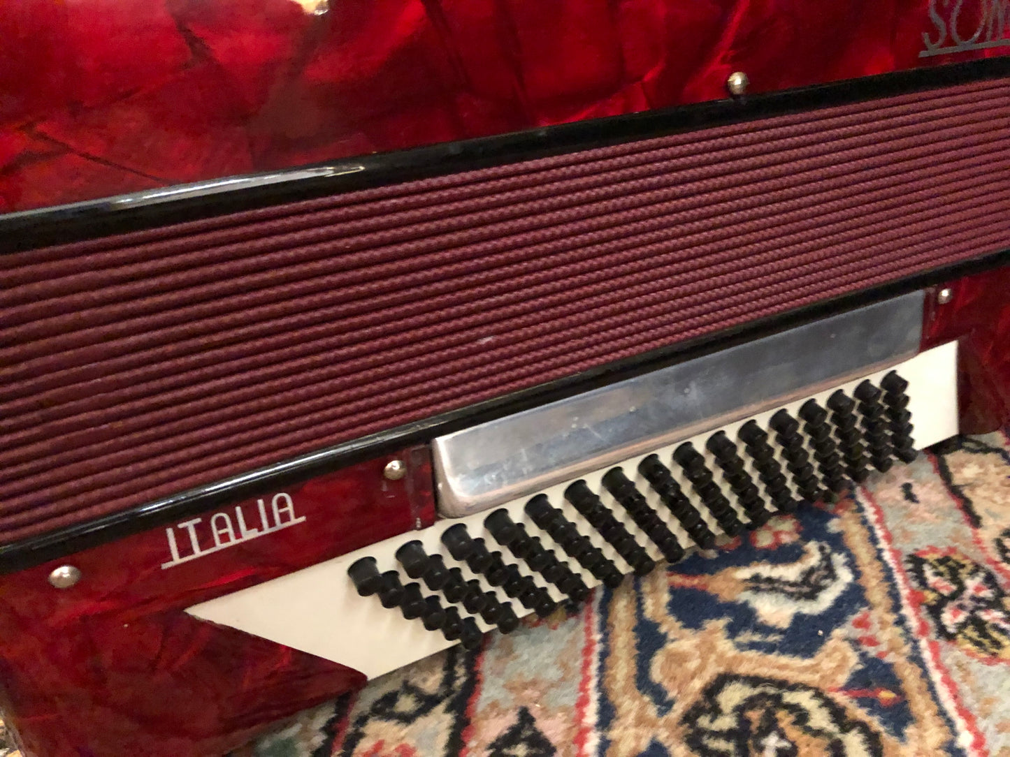 Akkordeon Crucianelli 96 bass Sonett 37 Register 5 Rot made in Italy