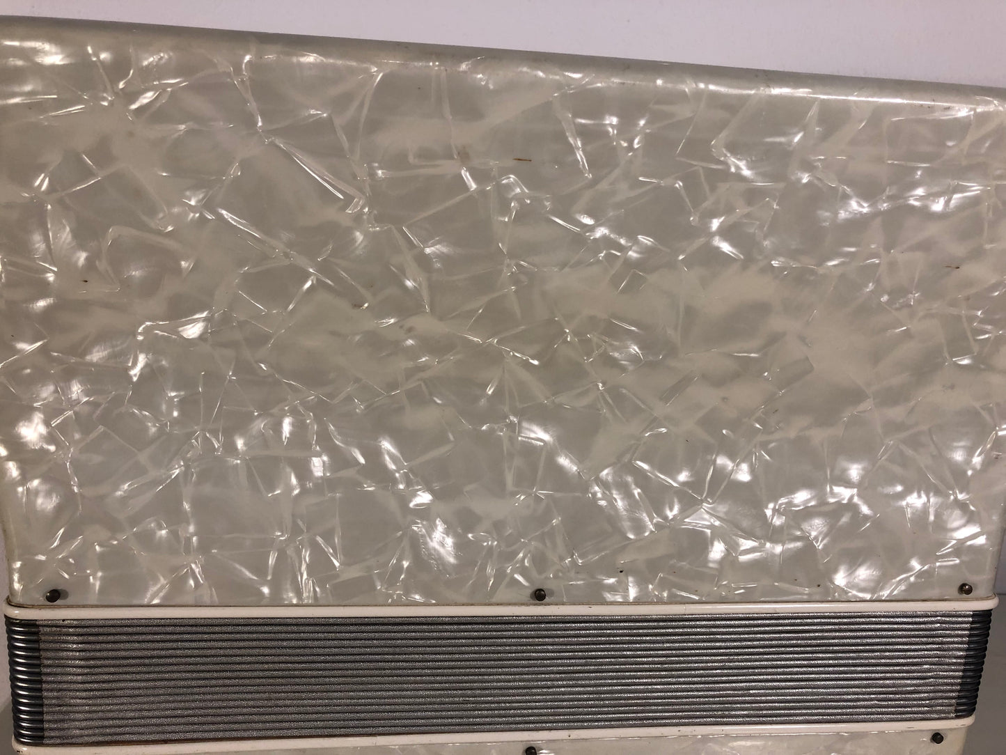 Akkordeon Victorini Castelfidardo Weiß 120 bass 3 Register Italien Leichtgewiche