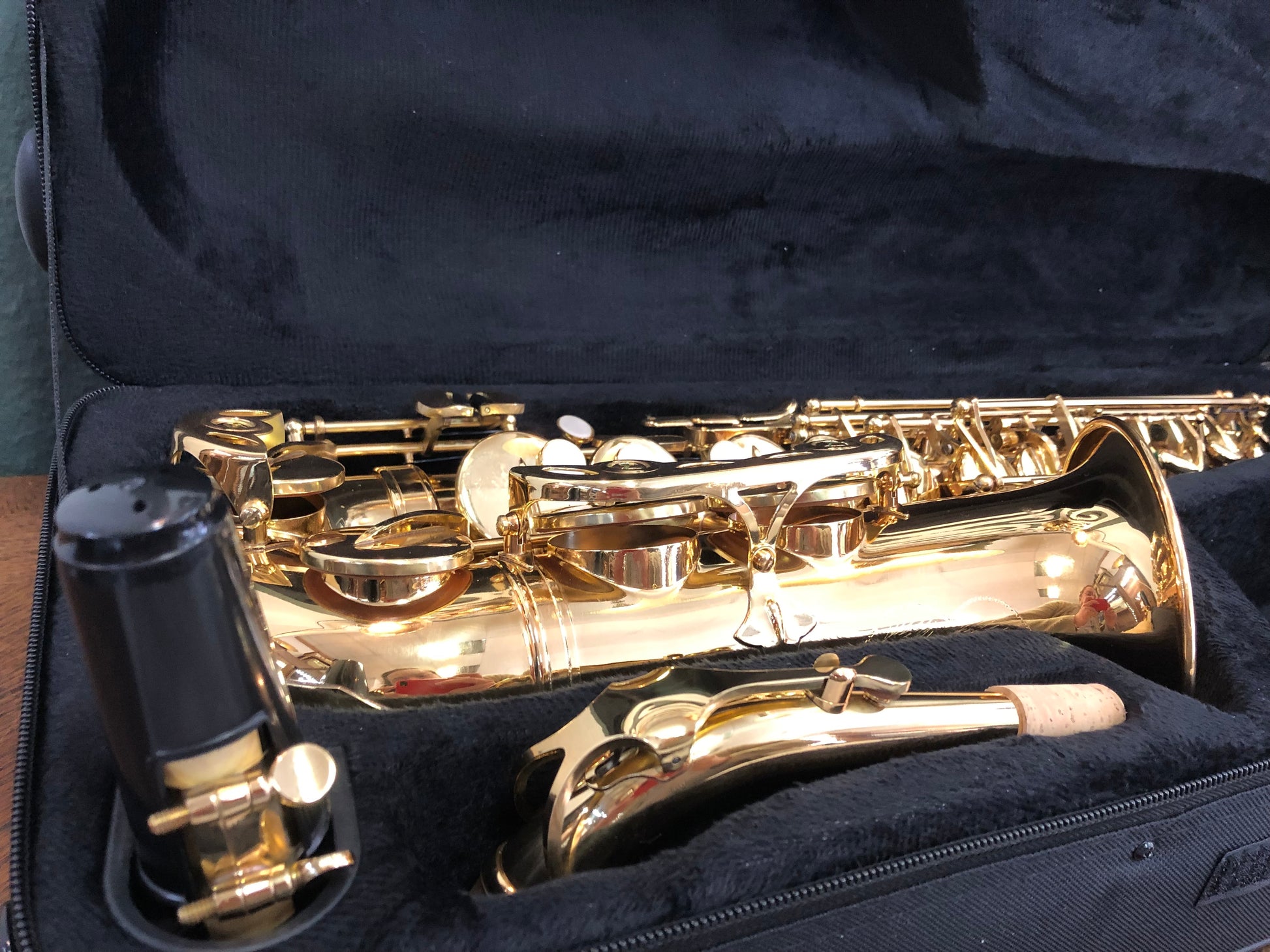 Altsaxophon Schülersaxophon von Costa Instruments im Komplettset mit Koffer, ideal für Einsteiger und Anfänger.