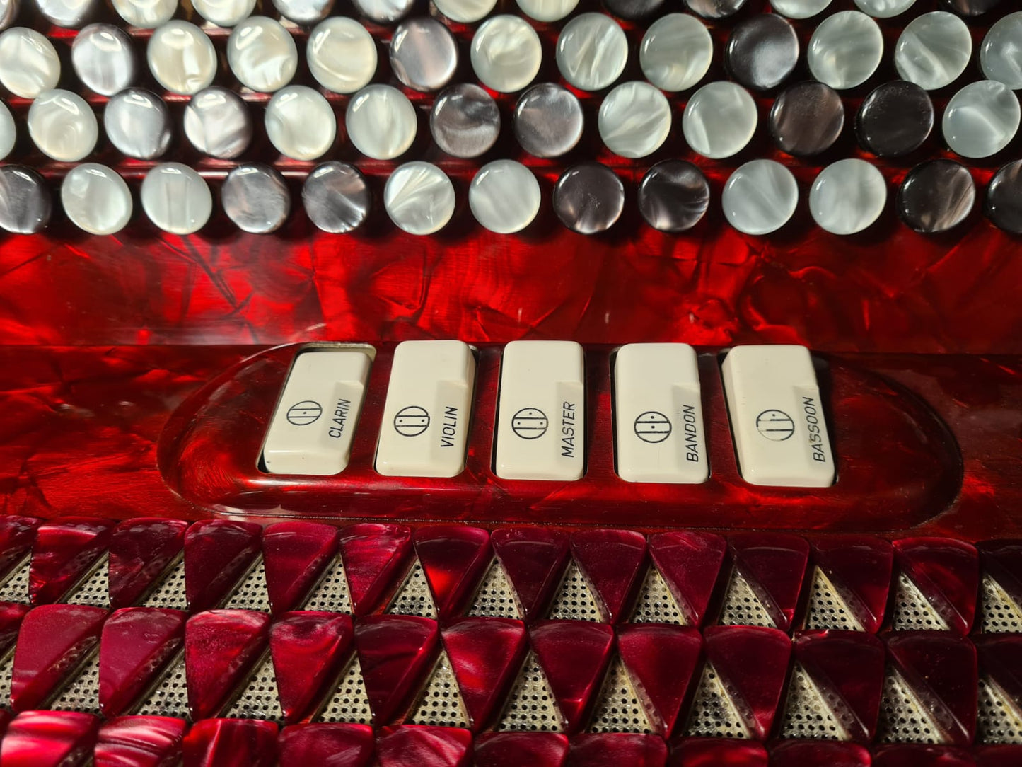 SOLD-Akkordeon Bugari Armando 5 Register 2 Bassregister Knopfakkordeon Castelo - Costa Instruments